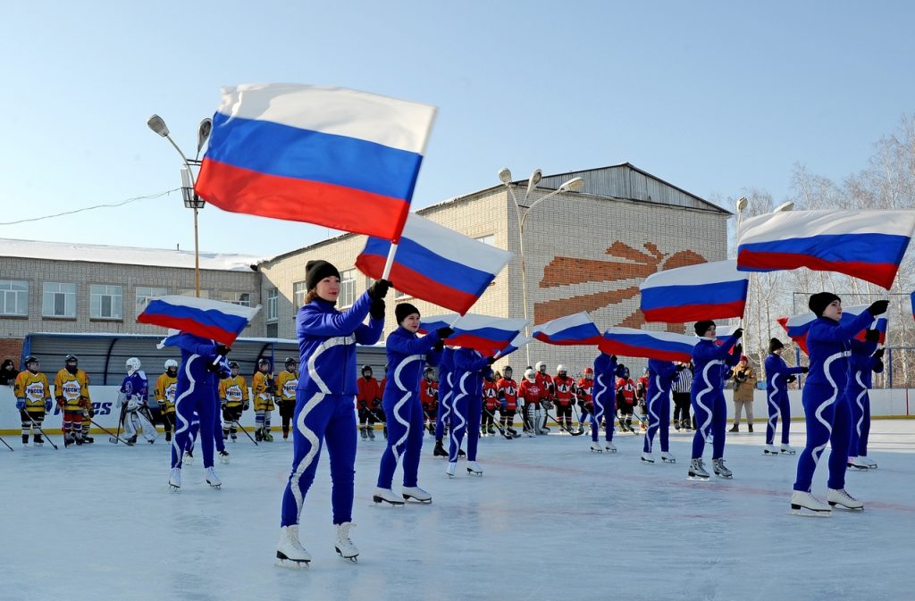 hokkey3 1024x673 - При поддержке ООО «Технокерамика», прошел городской турнир по хоккею с шайбой, посвященный Дню защитника Отечества