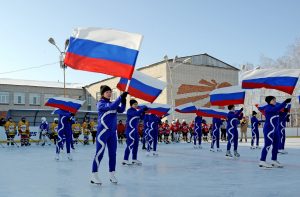 hokkey3 300x197 - При поддержке ООО «Технокерамика», прошел городской турнир по хоккею с шайбой, посвященный Дню защитника Отечества